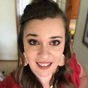 Meet your Posher, Whitney